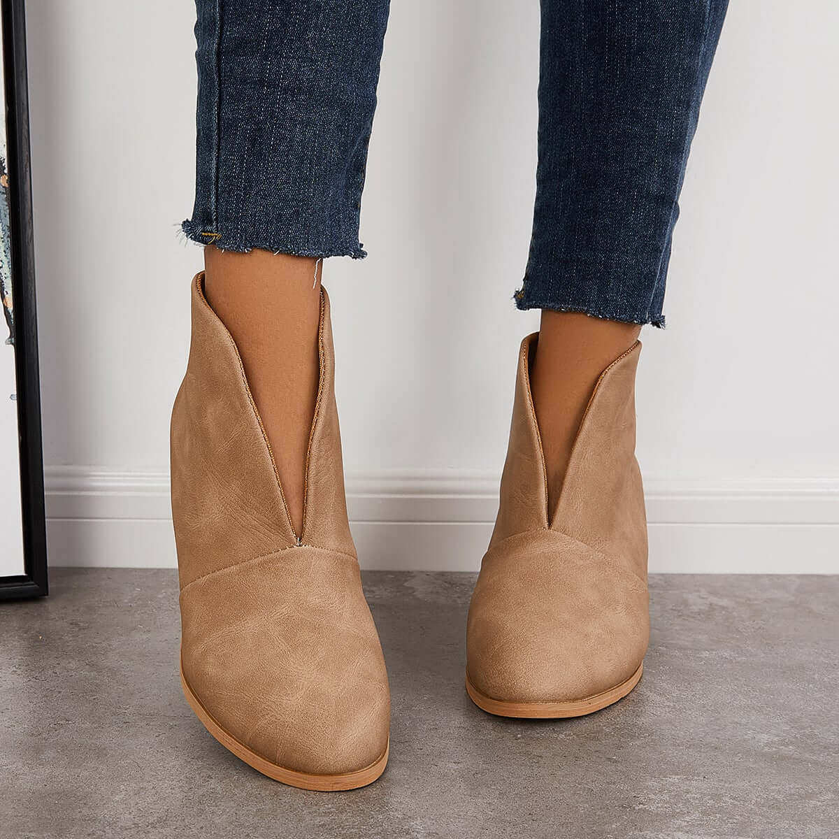 Graceful Orthopedic Boots for Modern Look