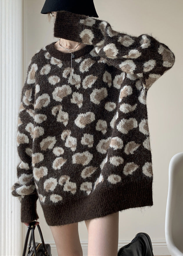 Sophisticated Sweater with a Clean Classic Look