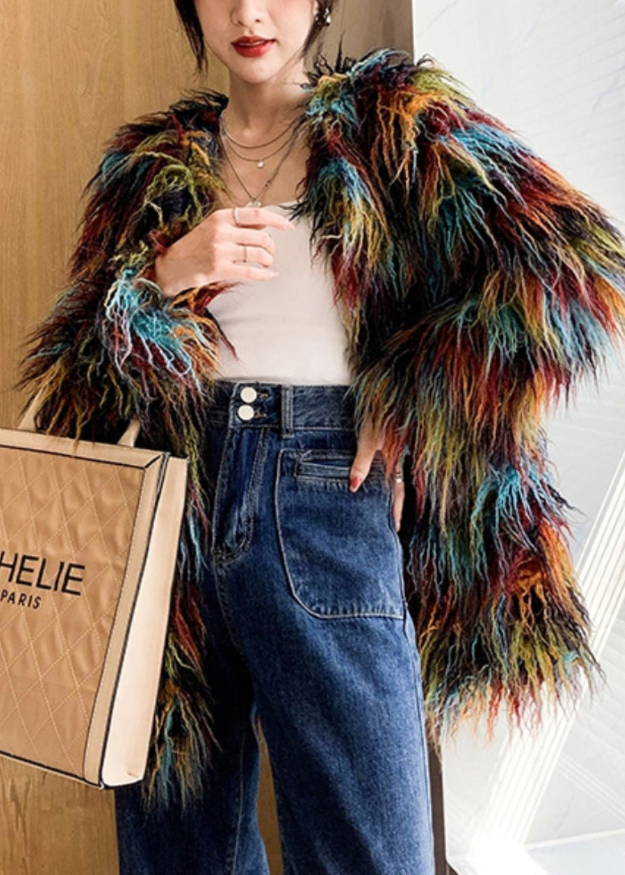 Gracefully Styled Coat for Any Occasion
