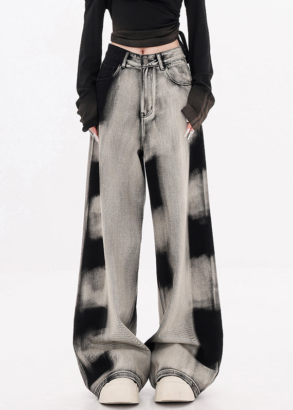 Effortlessly Elegant Pants with a Timeless Design