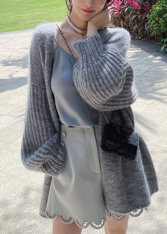 Gracefully Styled Cardigan for Any Occasion
