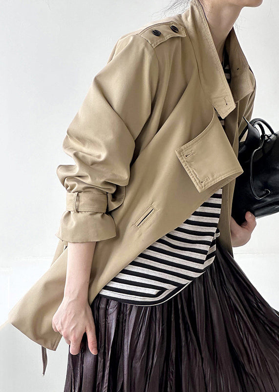 Gracefully Styled Coat for Any Occasion