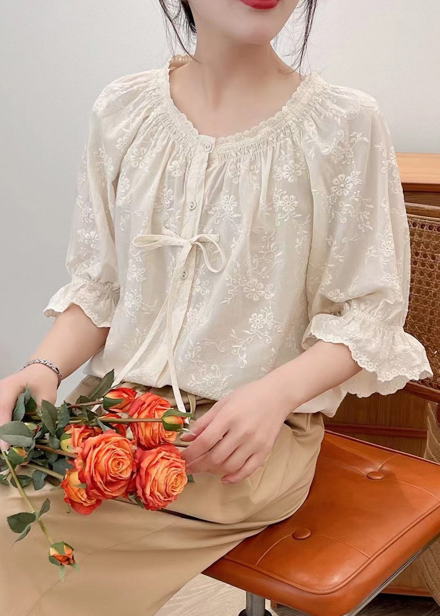 Beautifully Finished Shirt in a Timeless Design