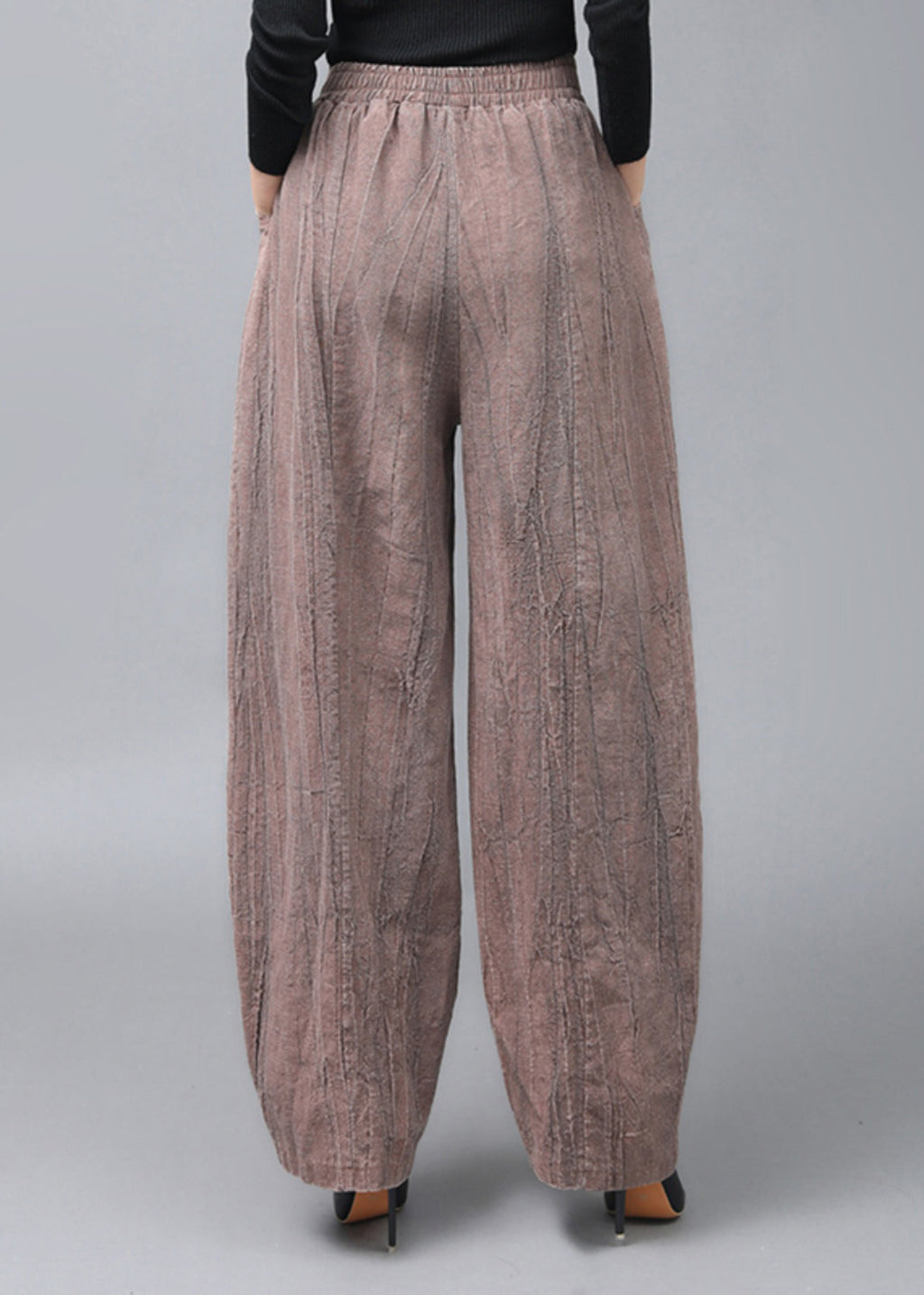 Elegantly Styled Pants for Everyday Wear
