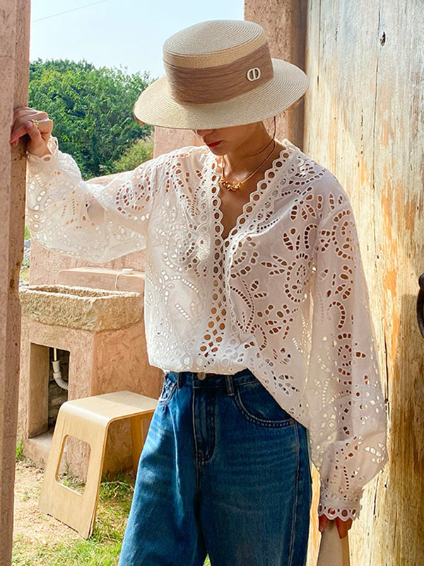 Elegantly Styled Blouse for Everyday Wear