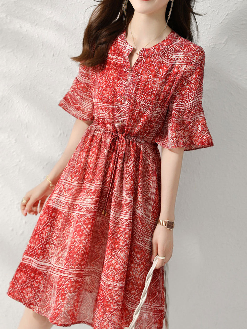 Polished Dress with an Effortless Classic Look