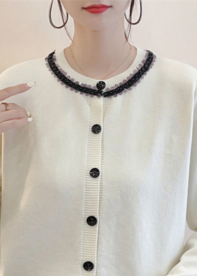 Gracefully Styled Cardigan for Any Occasion