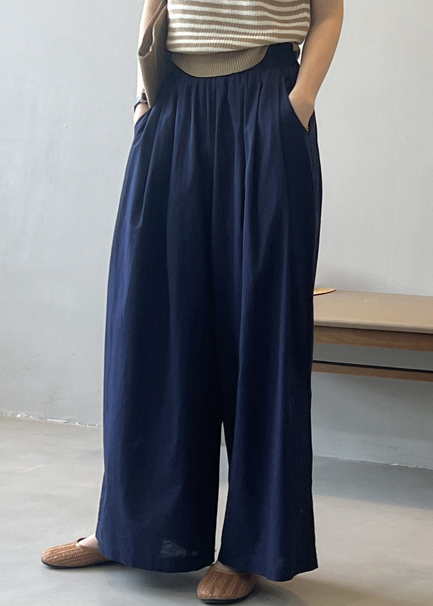Classic Vintage Pants with a Flattering Fit
