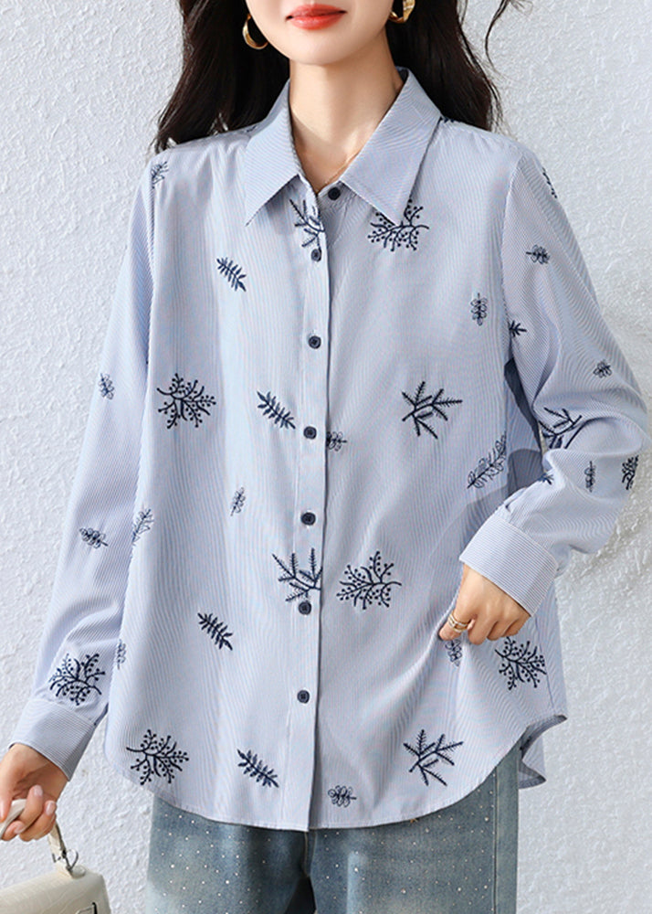 Classic Vintage Top with a Flattering Fit
