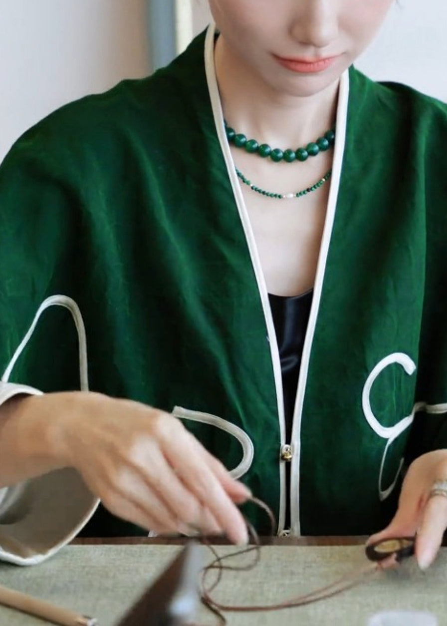 Effortlessly Elegant Cardigan with a Timeless Design