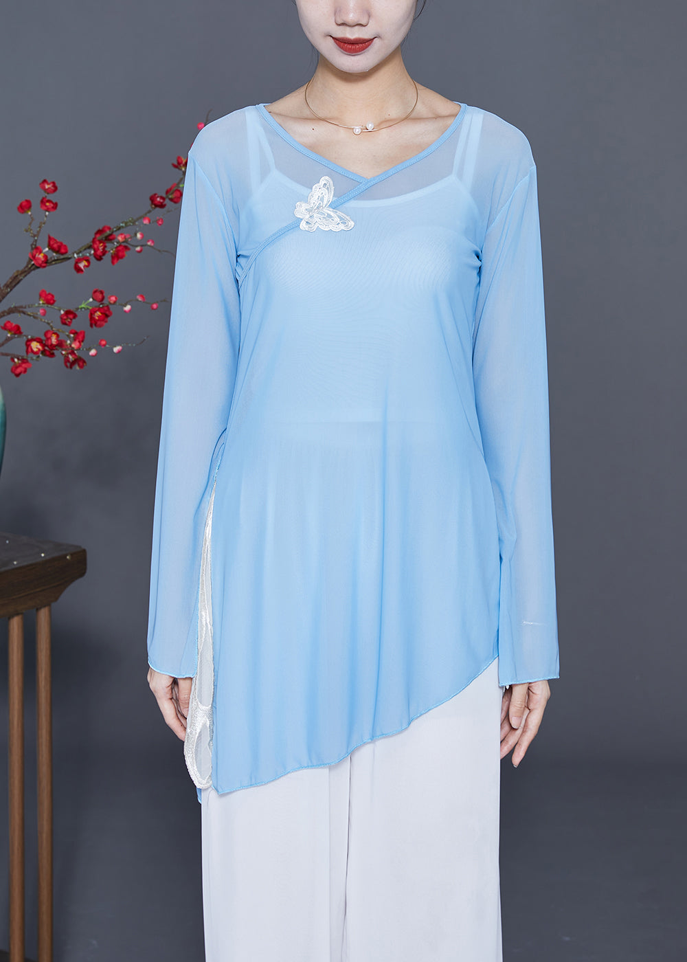 Beautifully Crafted Top in a Classic Style