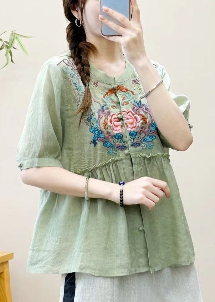 Effortlessly Elegant Shirt with a Timeless Design