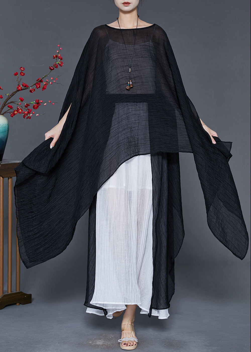 Beautifully Finished Top in a Timeless Design