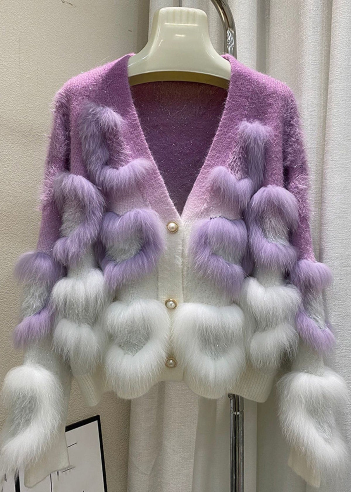 Effortlessly Elegant Cardigan with a Timeless Design