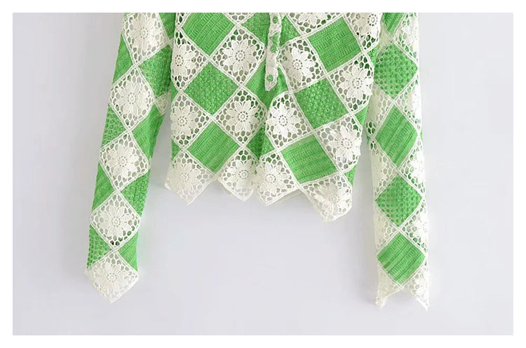 Beautifully Finished Sweater in a Timeless Design