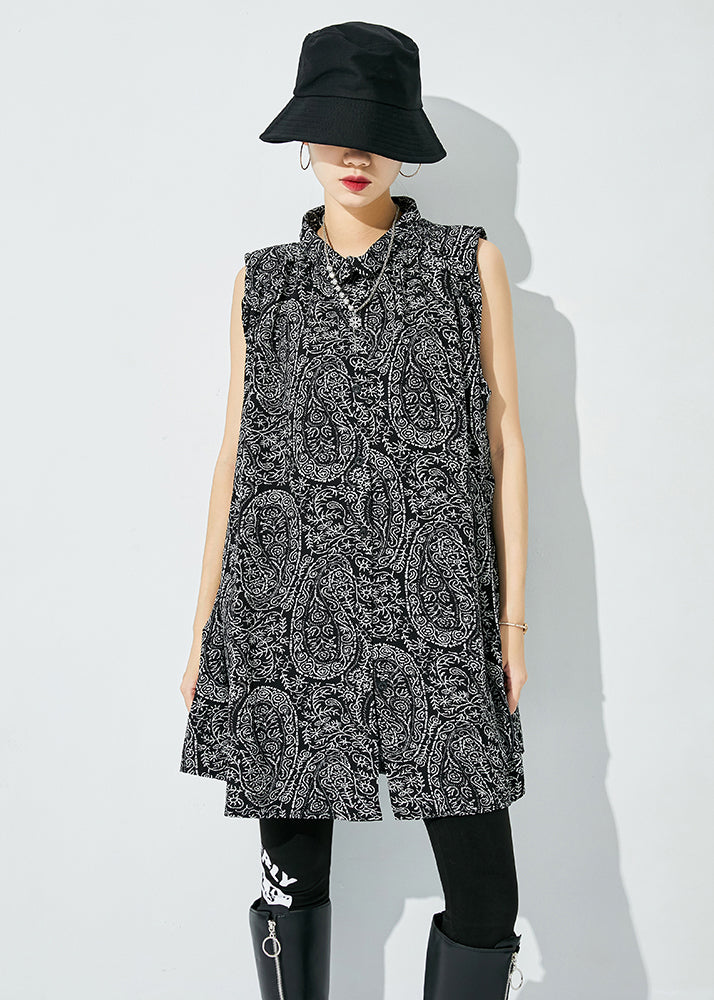 A Vintage Style Shirt with Delicate Timeless Details