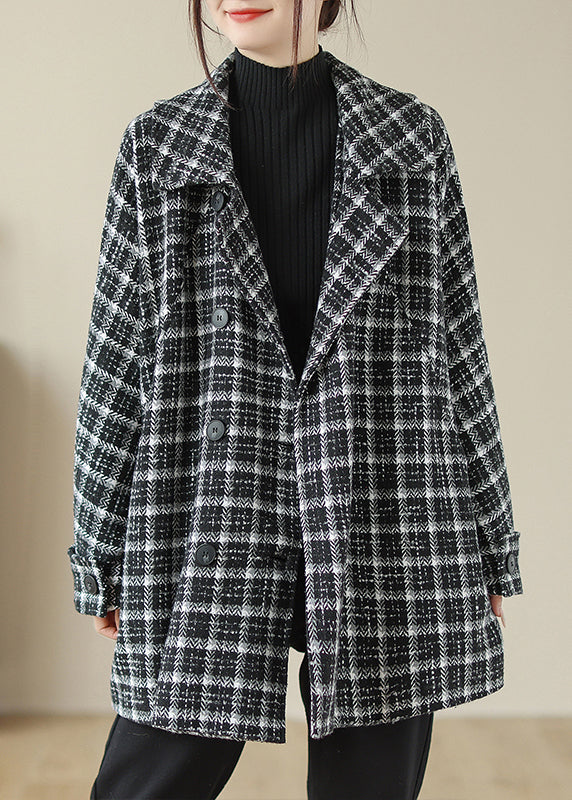 Gracefully Styled Jacket for Any Occasion