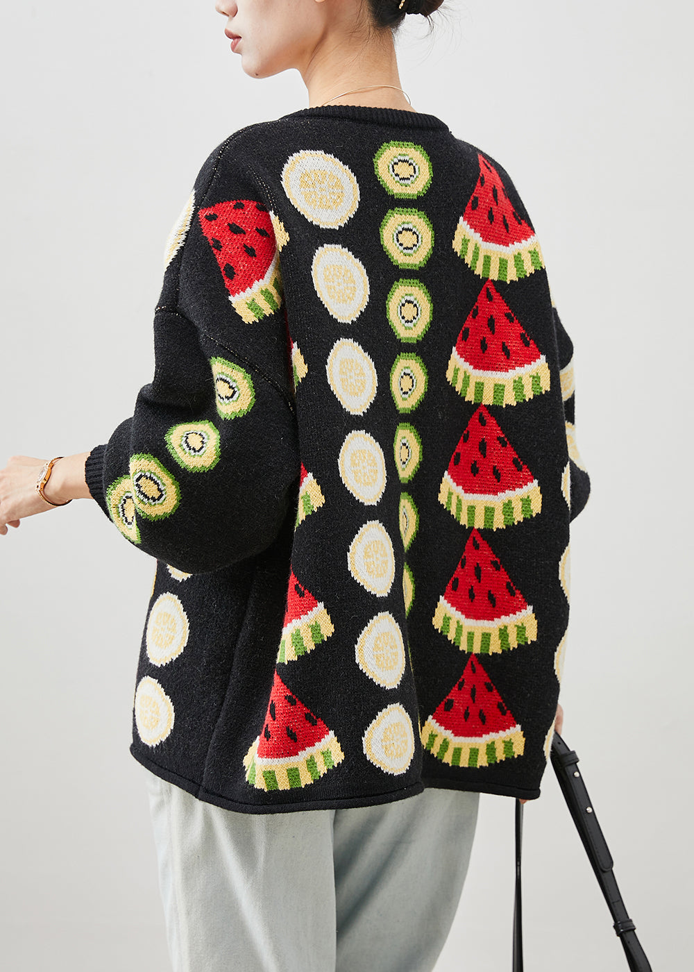 Beautifully Finished Cardigan in a Timeless Design
