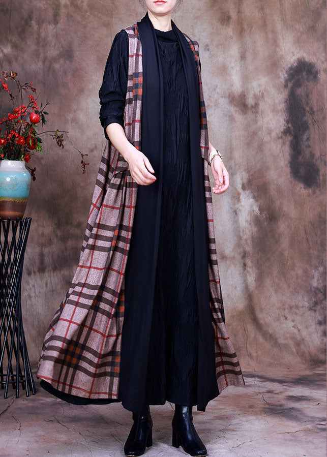Sophisticated Garment with a Clean Classic Look