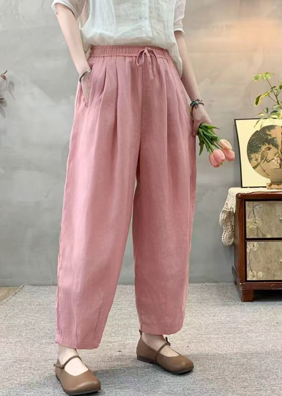 Effortlessly Elegant Pants with a Timeless Design