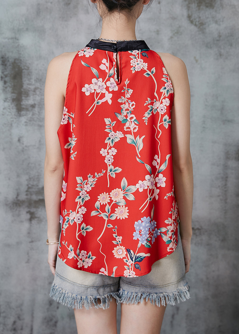 Beautifully Crafted Top in a Classic Style