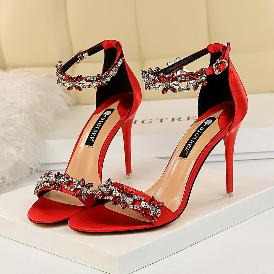 Beautifully Crafted Orthopedic Sandals