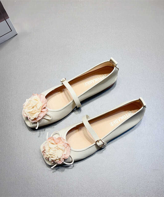 Graceful Orthopedic Shoes for Modern Look