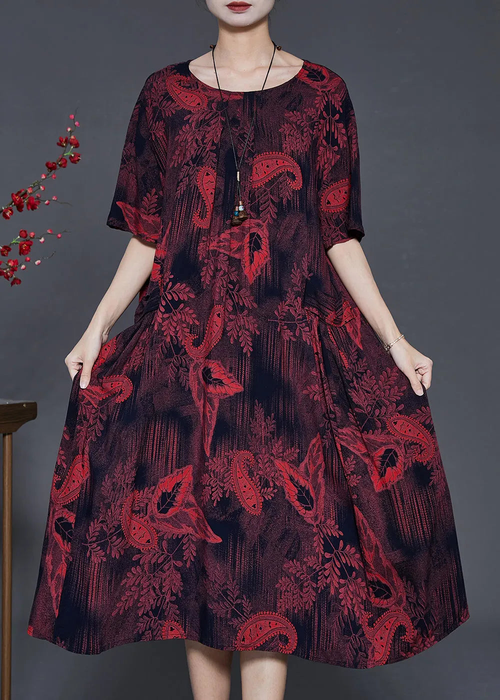 Beautifully Crafted Dress in a Classic Style