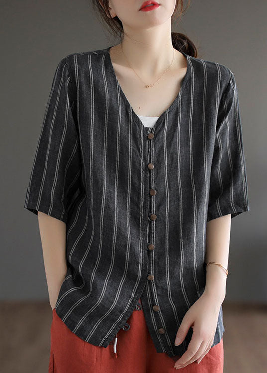 Beautifully Finished Blouse in a Timeless Design