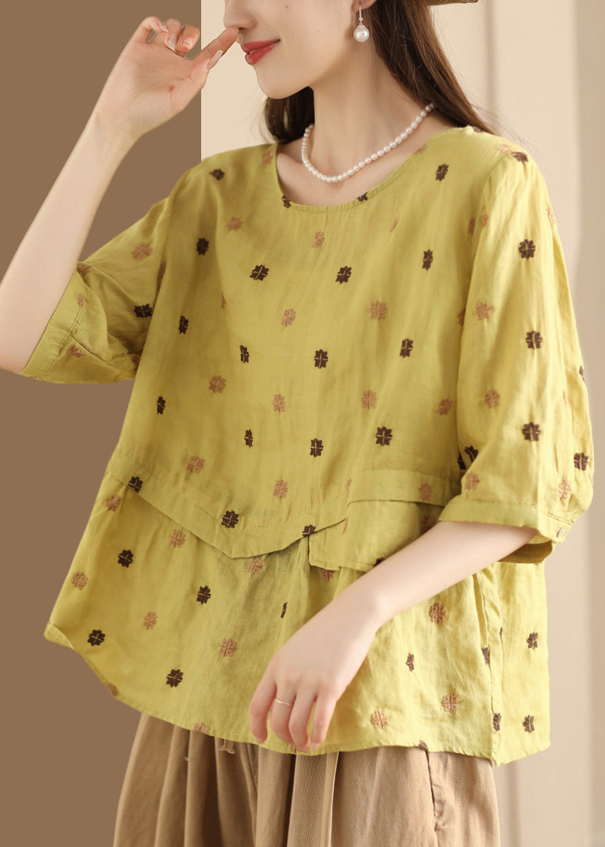 Beautifully Finished Blouse in a Timeless Design
