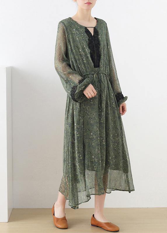 A Vintage Style Dress with Delicate Timeless Details