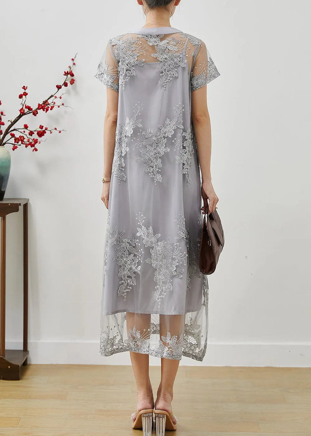 Gracefully Styled Dress for Any Occasion