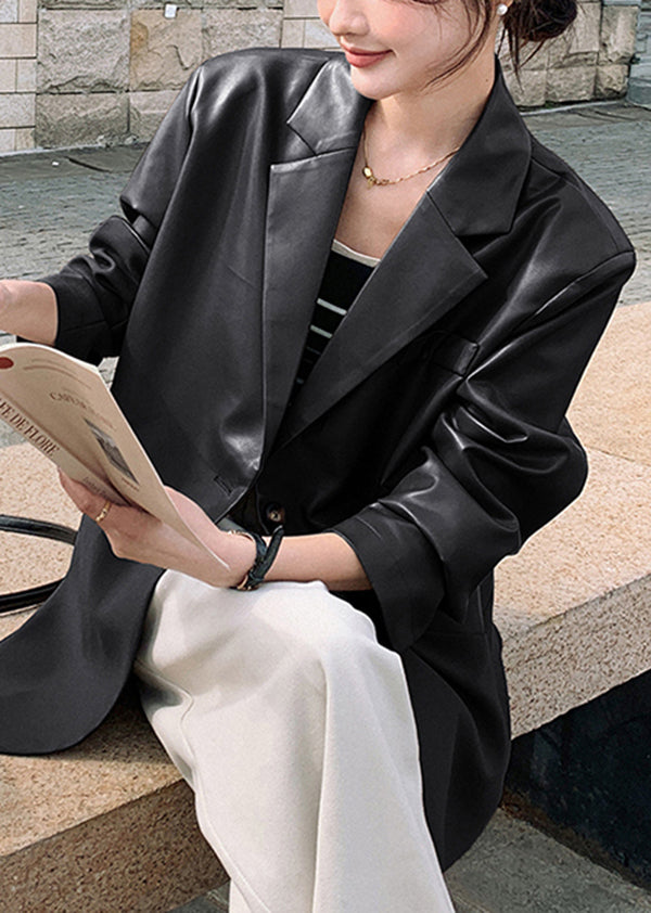 Classic Vintage Coat with a Flattering Fit