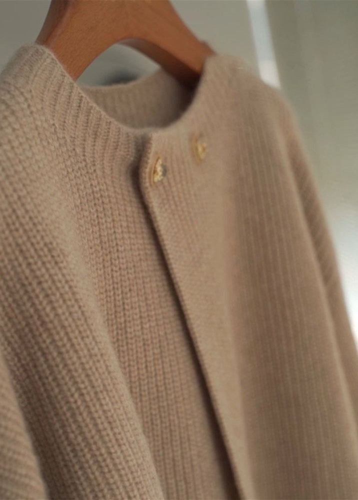 Polished Top with an Effortless Classic Look