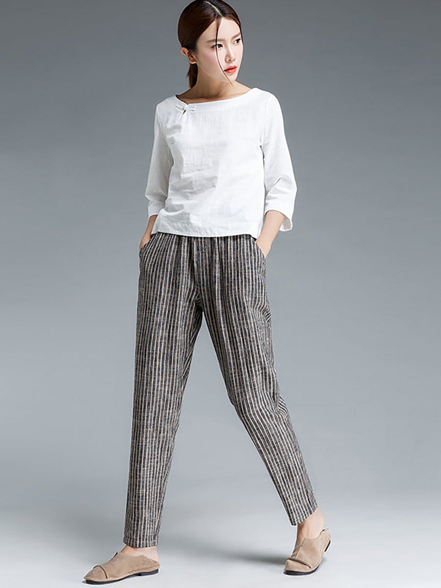 Effortlessly Elegant Pants with a Timeless Design
