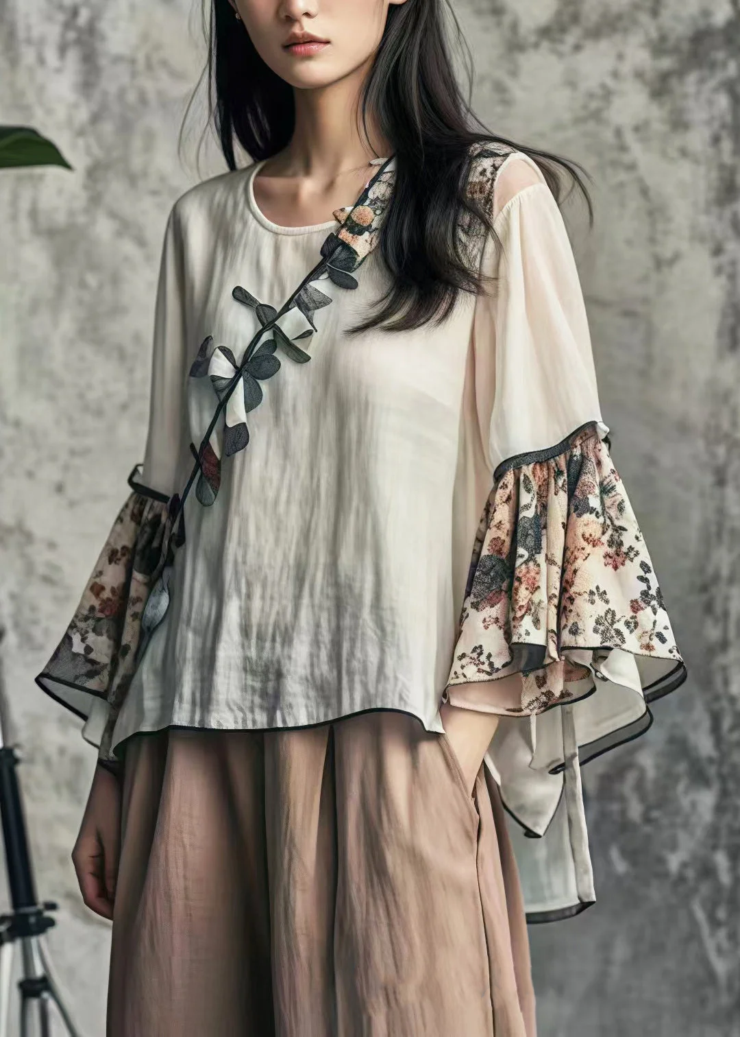 Elegantly Styled Top for Everyday Wear
