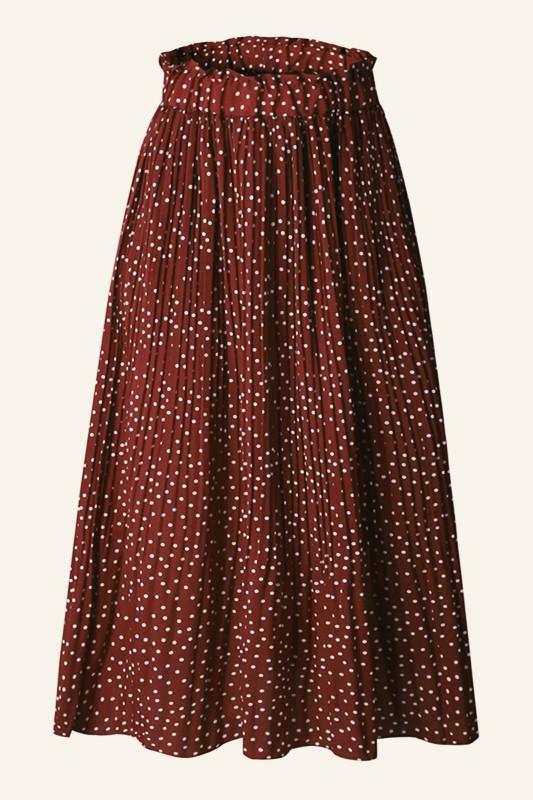 Well Tailored Garment with a Graceful Silhouette