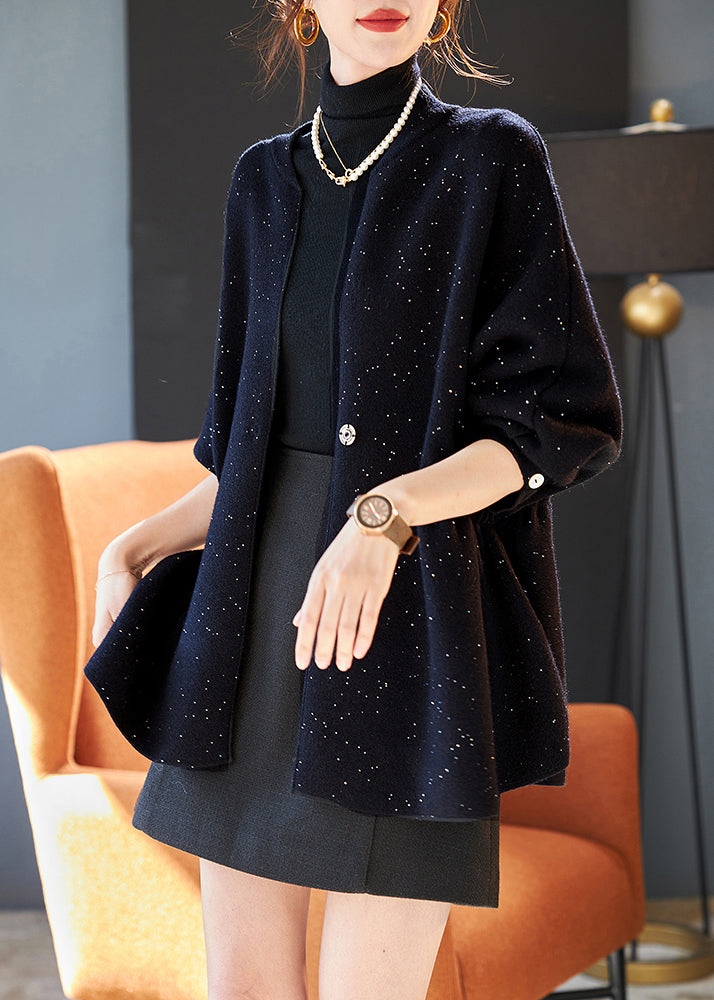 Elegantly Styled Coat for Everyday Wear