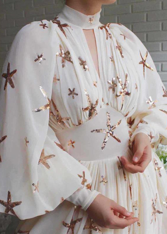 Beautifully Crafted Dress in a Classic Style