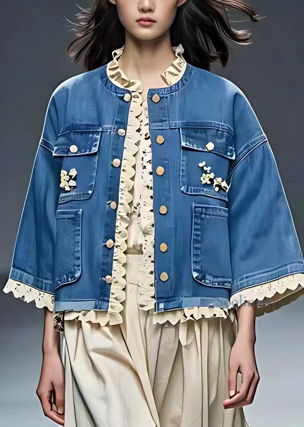 Beautifully Finished Coat in a Timeless Design