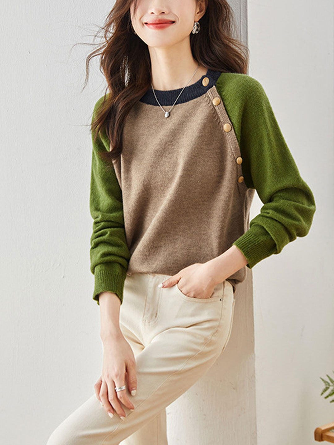 Elegantly Styled Sweater for Everyday Wear