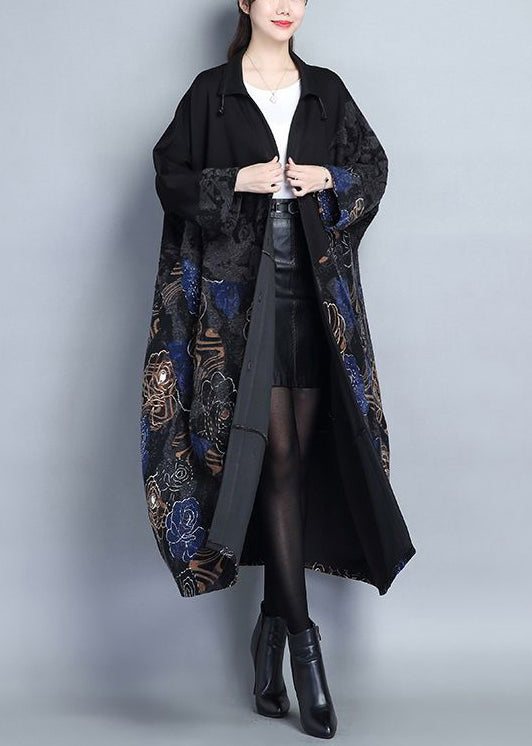 Well Tailored Coat with a Graceful Silhouette