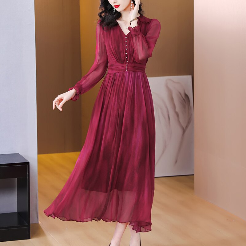 Sophisticated Dress with a Clean Classic Look