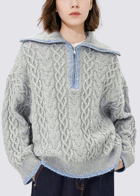 Well Tailored Sweater with a Graceful Silhouette