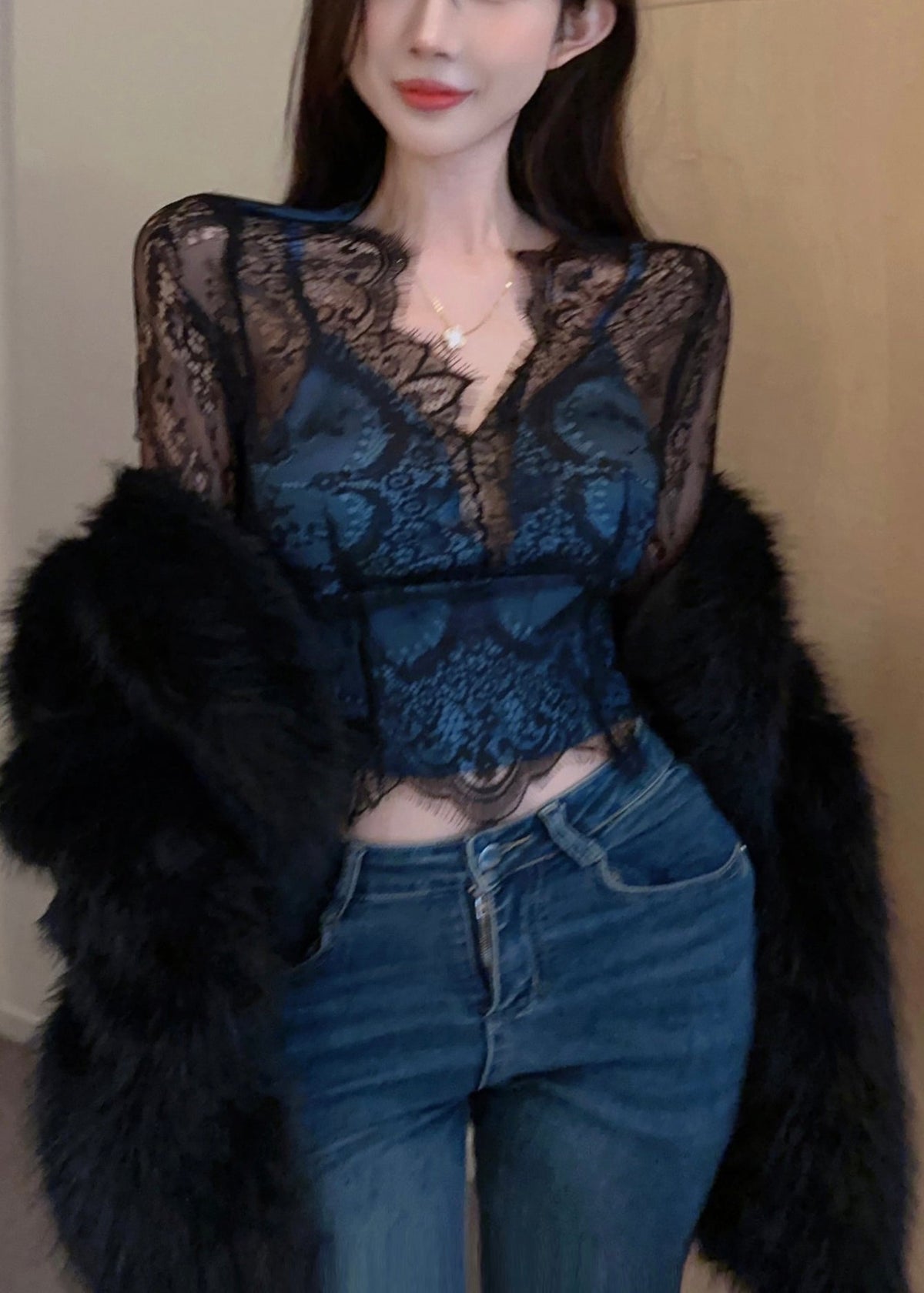Well Tailored Top with a Graceful Silhouette
