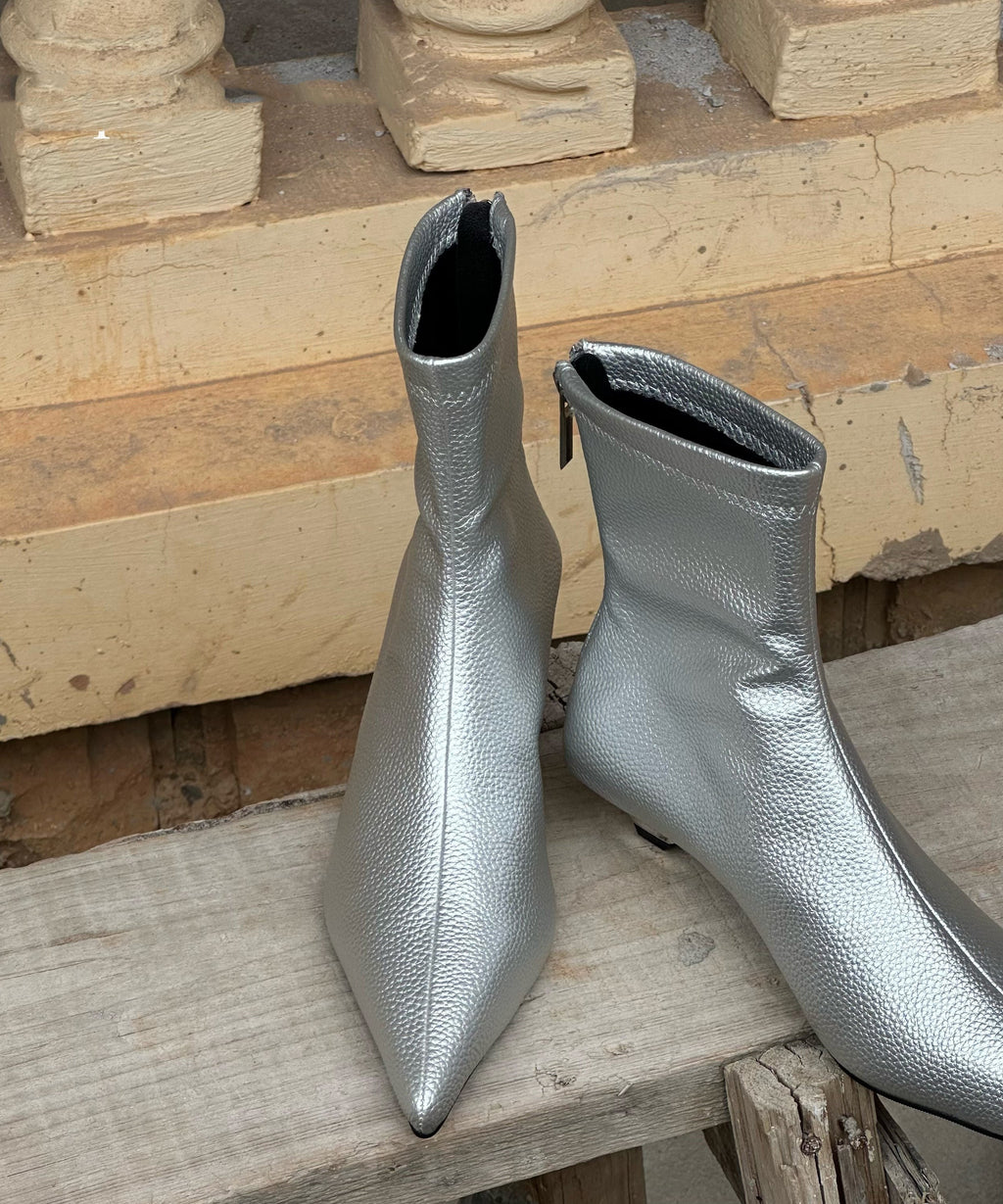 Beautifully Crafted Orthopedic Boots