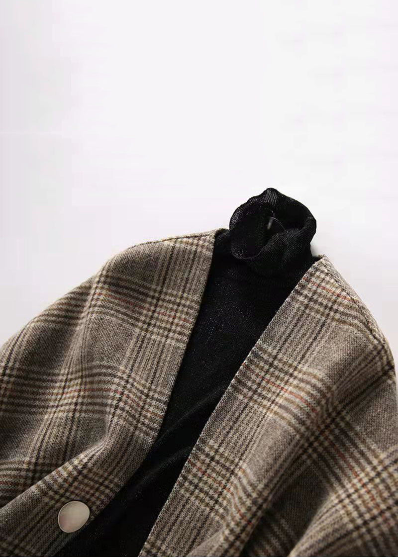 Beautifully Finished Coat in a Timeless Design