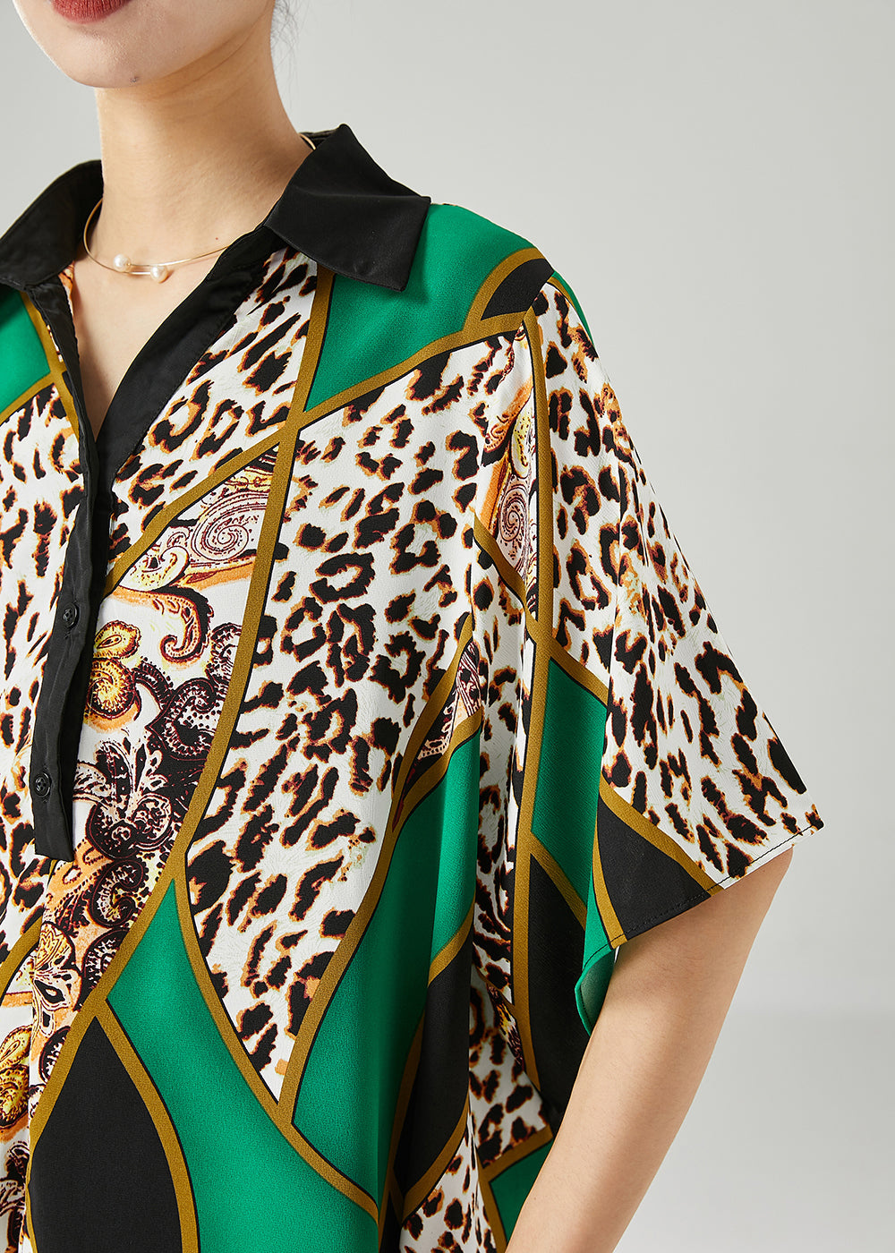 Gracefully Styled Shirt for Any Occasion