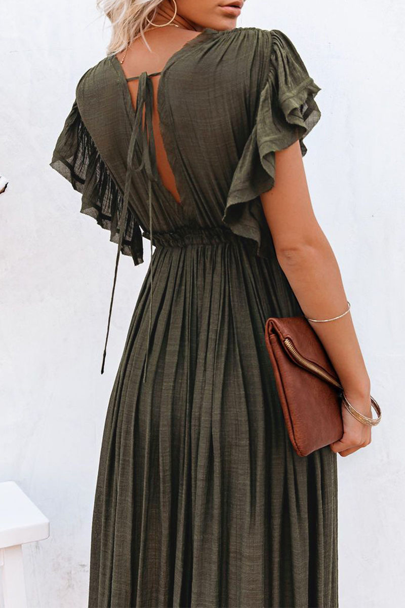 Sophisticated Dress with a Clean Classic Look