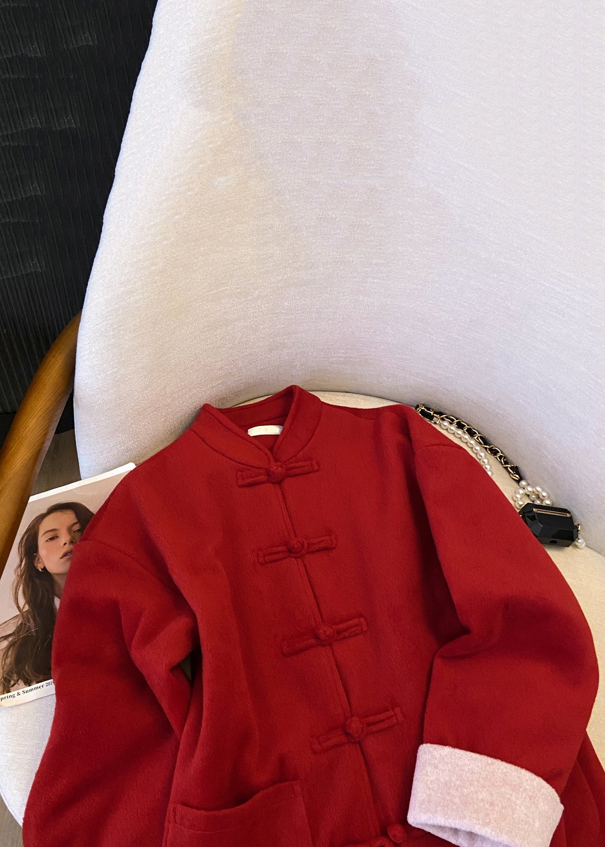 Beautifully Finished Coat in a Timeless Design
